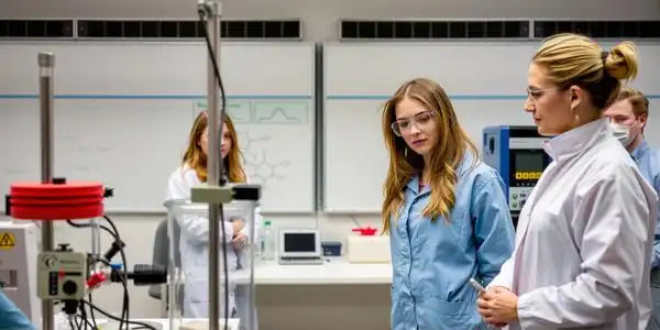 Chemie und Verfahrenstechnik