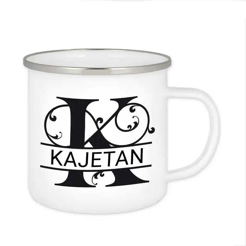 Emaille Tasse mit Namen | Motiv 1 | Kajetan - Druckerino