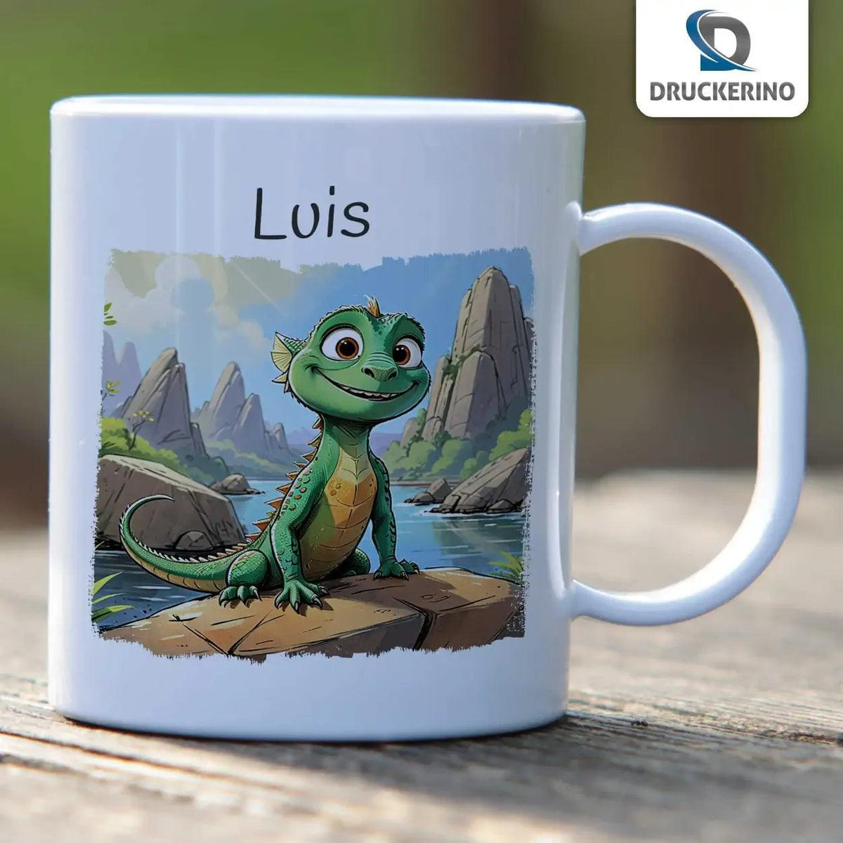 Kindertasse mit Namen | Abenteuerland Chamäleon - Druckerino