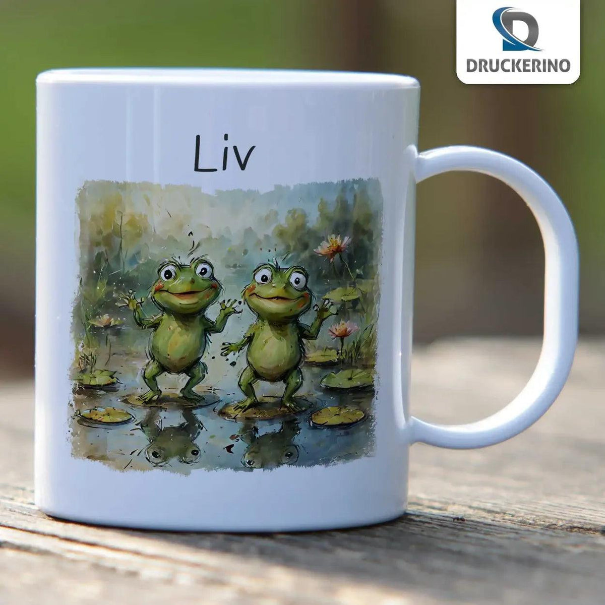 Kindertasse mit Namen | Fröhliche Froschfreunde - Druckerino