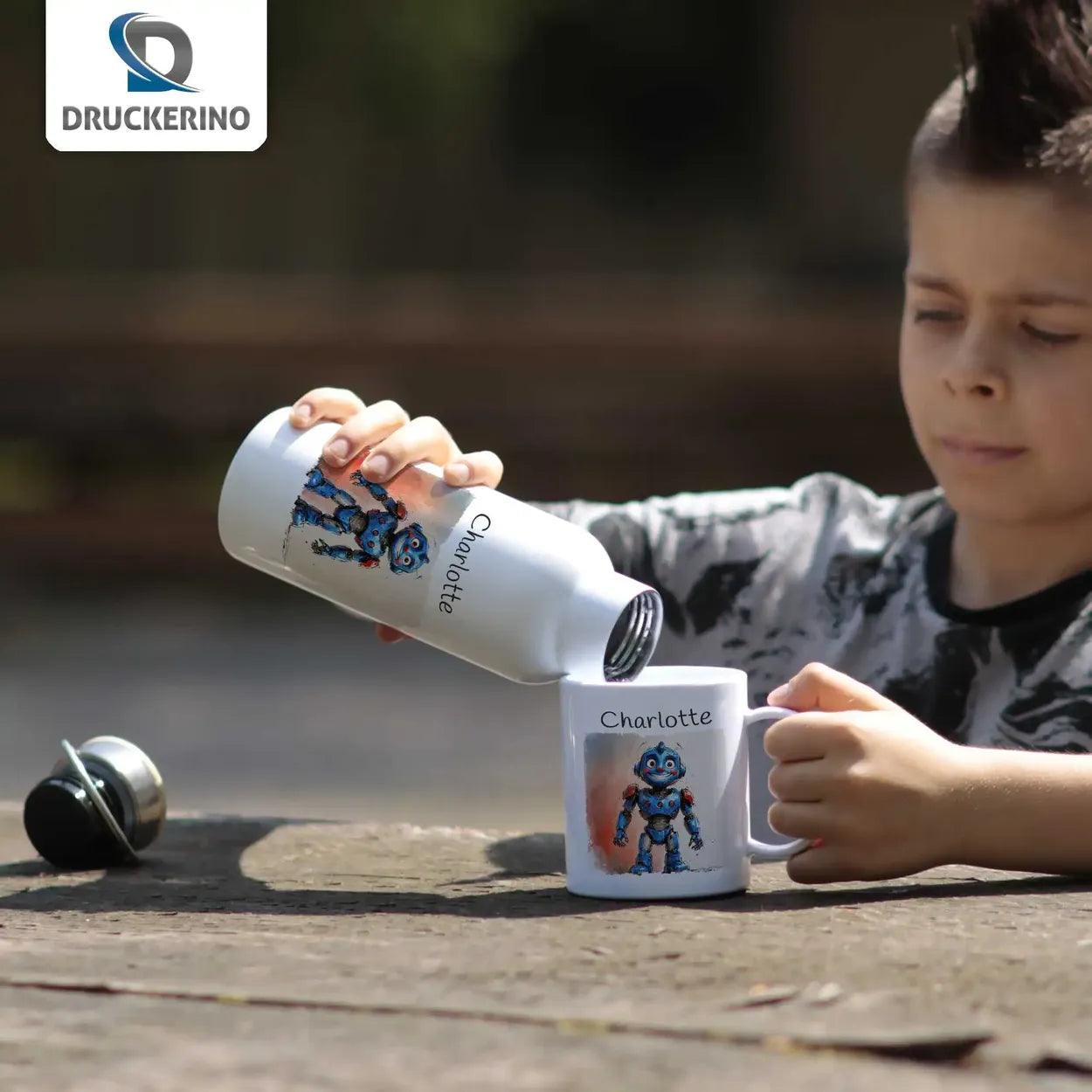 Kindertasse mit Namen | Roboterabenteuer - Druckerino