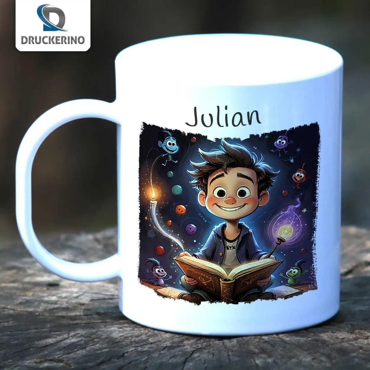 Kindertasse mit Namen | Zauberlehrling-Abenteuer - Druckerino