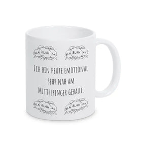 Tassen mit Sprüchen "Ich bin heute emotional sehr nah am Mittelfinger gebaut" Weiß Geschenkidee Weihnachten