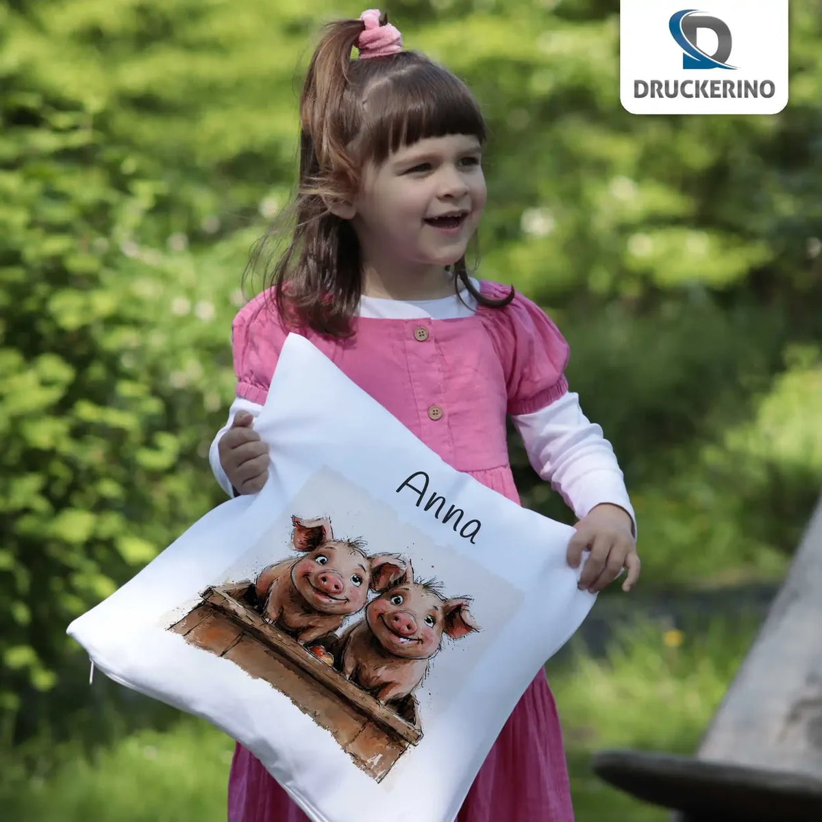 Schweinchenfreunde Kuscheltraum Kissen für Kinder mit Namen personalisiert