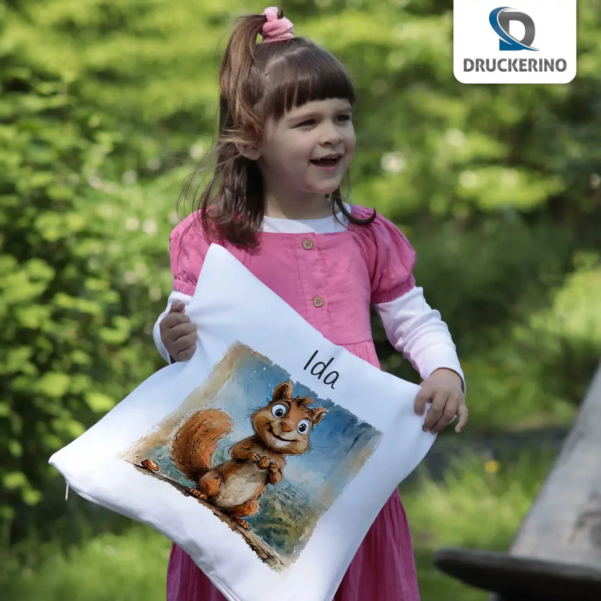 Flauschiges Eichhörnchen Kissen für Kinder mit Namen personalisiert Kissen Druckerino   