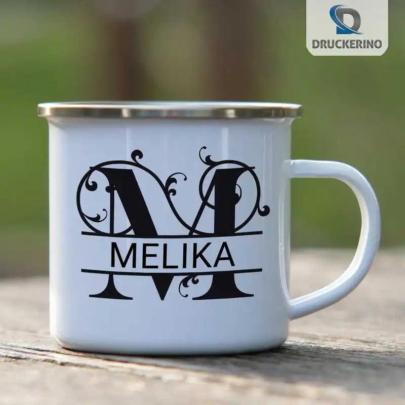 Emaille Tasse mit Namen | Motiv 1 | Melika - Druckerino
