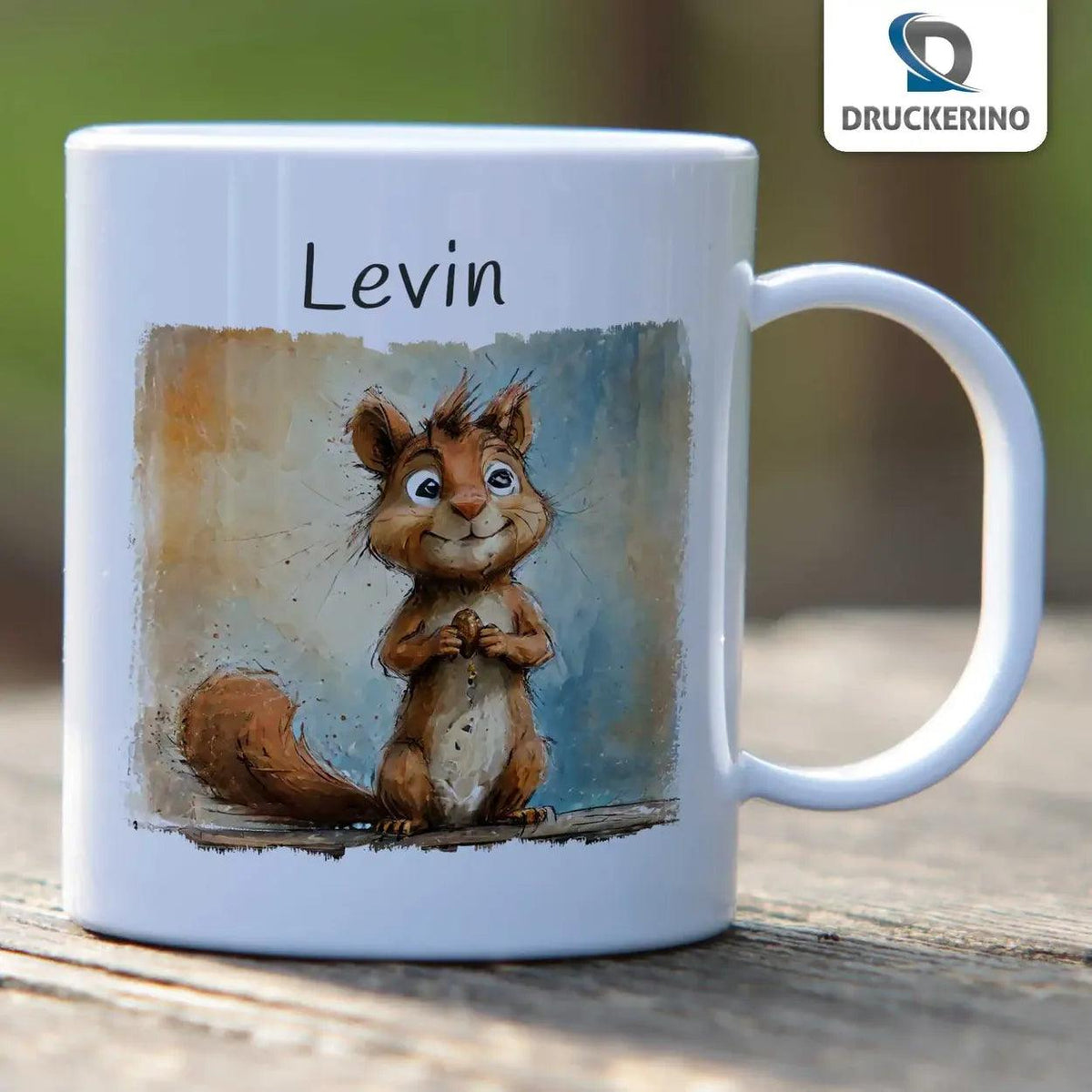 Kindertasse mit Namen | Naschhaftes Eichhörnchen - Druckerino