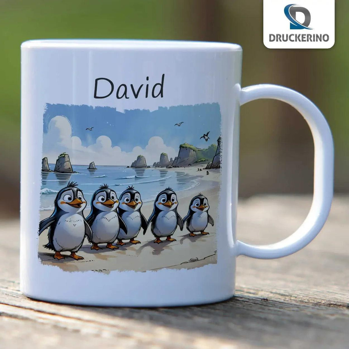 Kindertasse mit Namen | Pinguin-Strandabenteuer - Druckerino