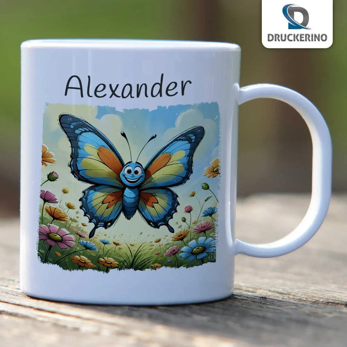 Kindertasse mit Namen | Schmetterlingswiese - Druckerino
